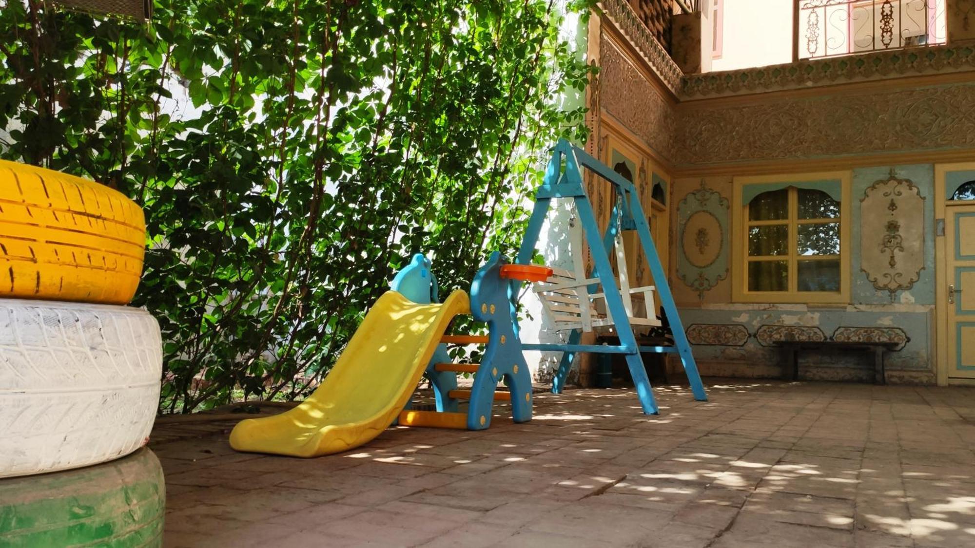 New Dap Hostel Turpan Esterno foto