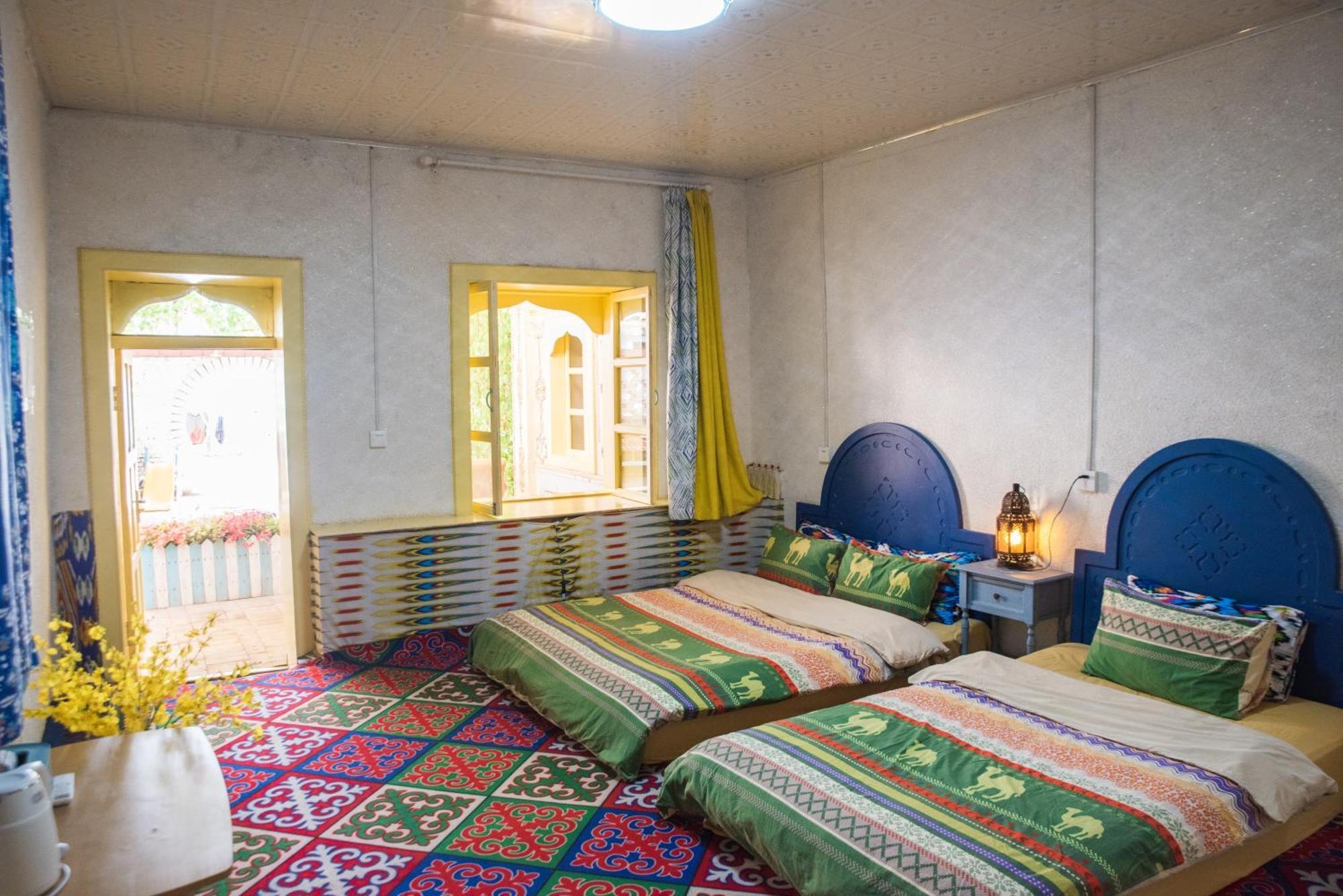 New Dap Hostel Turpan Esterno foto